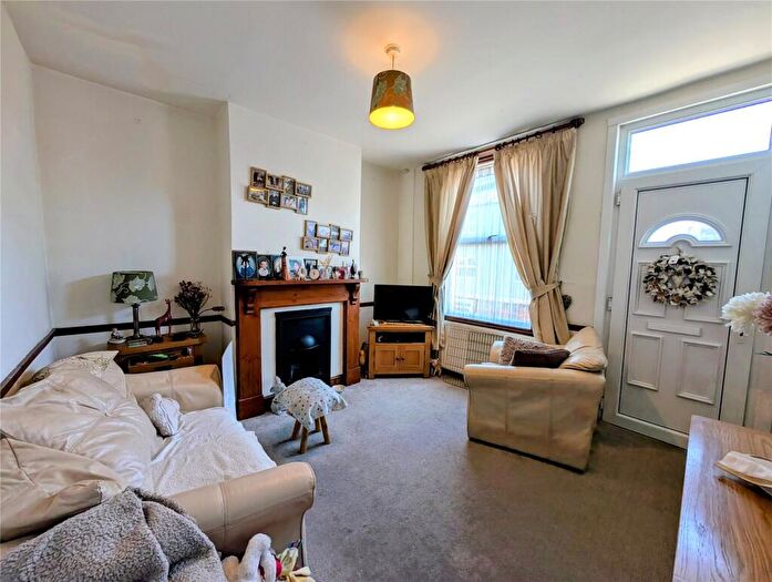 2 Bedroom Terraced House For Sale In Barkby Road, Syston, Leicester, Leicestershire, LE7