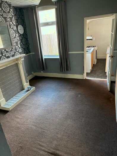 2 Bedroom Terraced House To Rent In Lorrimer Road, Leicester, LE2