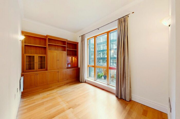 2 Bedroom Flat To Rent In Tudor Street, London, EC4Y