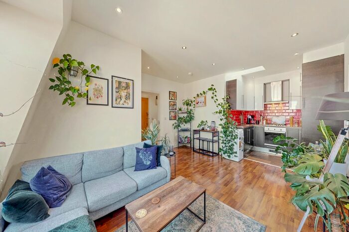 2 Bedroom Flat To Rent In Cheshire Street, Shoreditch, E2