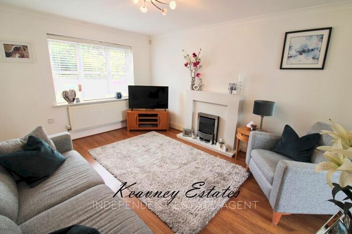 3 Bedroom Semi-Detached House For Sale In Irvine Avenue, Boothstown, M28