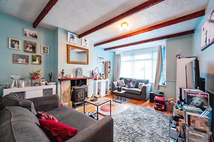 2 Bedroom Bungalow For Sale In Station Road, Drayton, Portsmouth, Hampshire, PO6