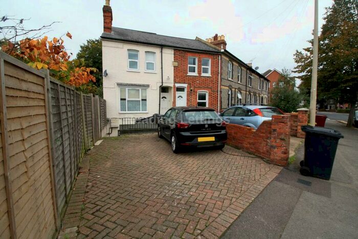 5 Bedroom End Of Terrace House To Rent In Erleigh Road, Reading, RG1