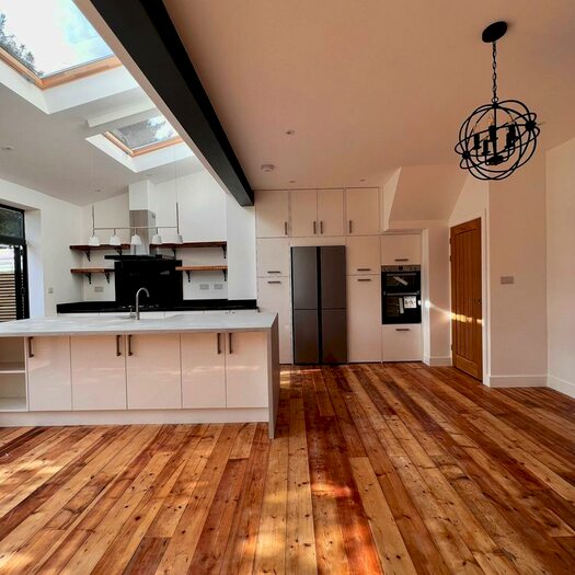 4 Bedroom End Of Terrace House To Rent In Fulbourne Road, E17