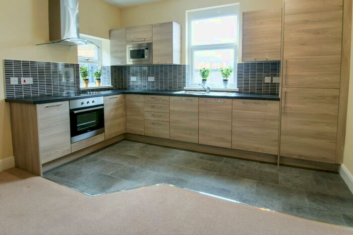 1 Bedroom Apartment To Rent In Cathedral Road, Cardiff, CF11