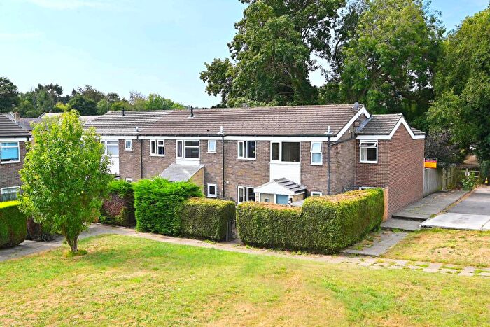 5 Bedroom Semi-Detached House For Sale In Pannal Green, Pannal, HG3