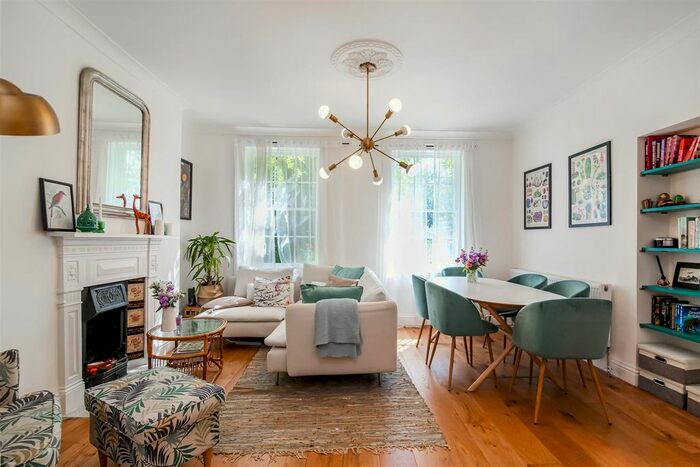 2 Bedroom Flat To Rent In Peckham Hill Street, Peckham, SE15