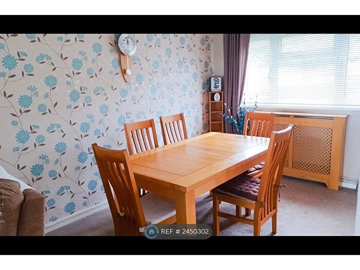 3 Bedroom Terraced House To Rent In Leach Road, Bicester, OX26