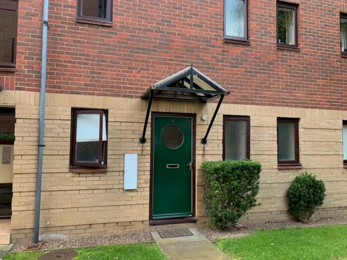 1 Bedroom Ground Flat To Rent In Brady & Martin Court, Northumberland Road, City Centre, NE1
