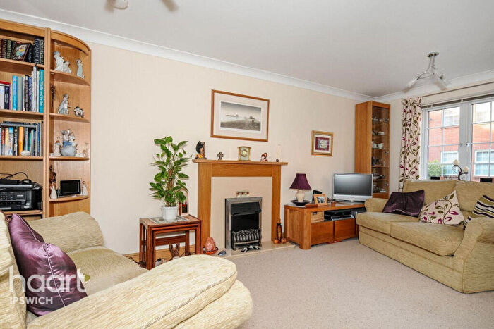 3 Bedroom Terraced House To Rent In Spindler Close, Ipswich, IP5