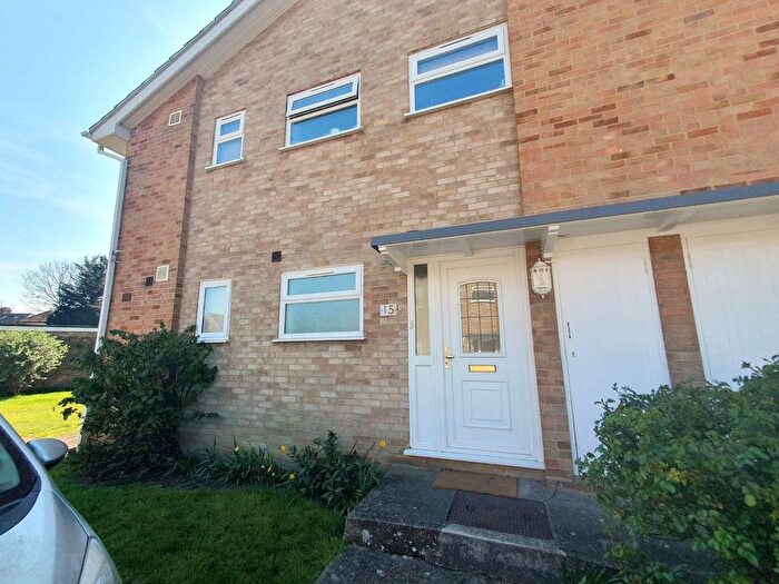 2 Bedroom Flat To Rent In Maugham Court, Whitstable, Kent, CT5