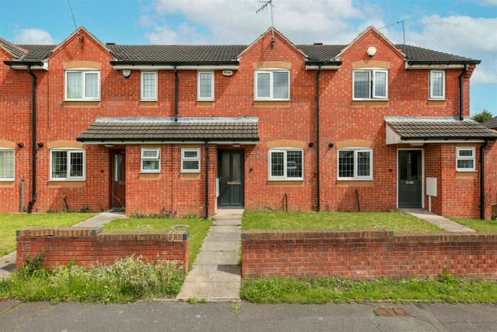 2 Bedroom Terraced House To Rent In Derby Road, Chesterfield, S40
