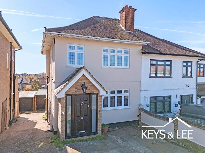 3 Bedroom Semi-Detached House To Rent In Silvermere Avenue, Romford, RM5