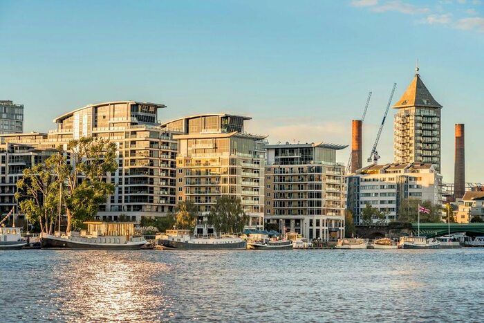 3 Bedroom Flat To Rent In Lensbury Avenue, London, SW6