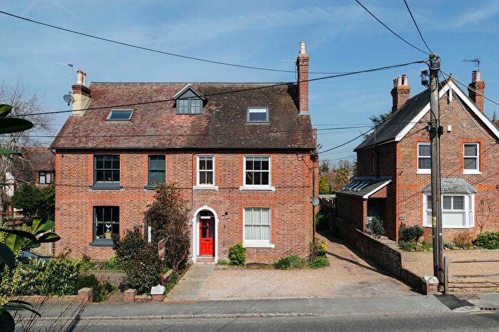 1 Bedroom Flat For Sale In West Street, Billingshurst, RH14