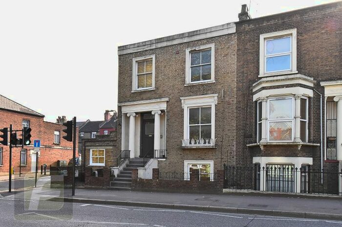 4 Bedroom Flat To Rent In Lea Bridge Road, London, E5