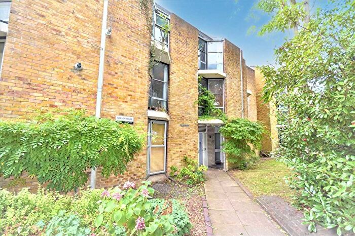 1 Bedroom Flat To Rent In Heston House, Chiswick, Chiswick, W4