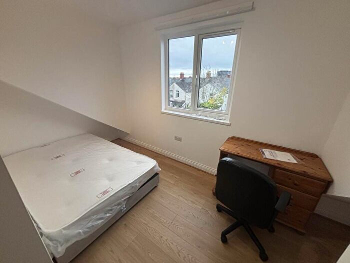 6 Bedroom House To Rent In Brithdir Street, Cathays, Cardiff, CF24