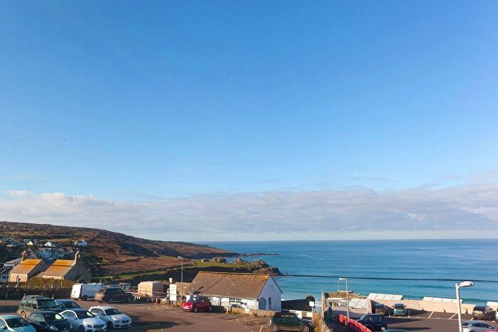 2 Bedroom Flat For Sale In West Place, St. Ives, Cornwall, TR26