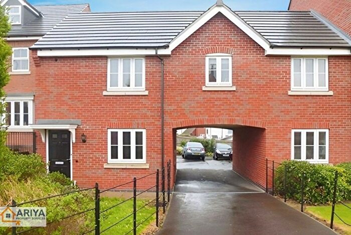 2 Bedroom Town House To Rent In Dalton Road, Hamilton, Leicester, LE5