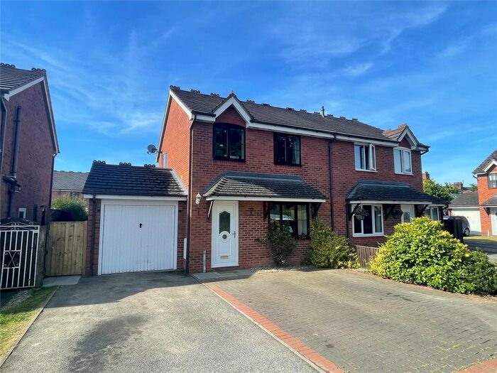 3 Bedroom Semi-Detached House For Sale In Barley Meadows, Llanymynech, Powys, SY22