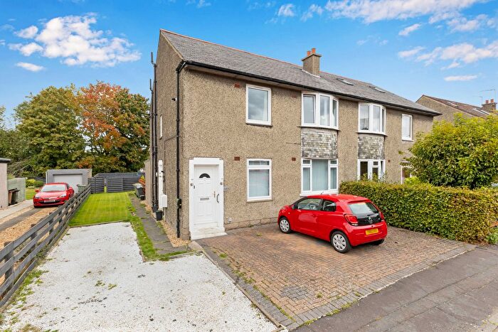 2 Bedroom Flat For Sale In Carrick Knowe Drive, Carrick Knowe, Edinburgh, EH12