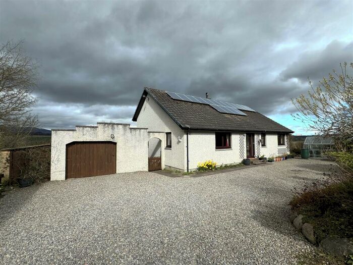 3 Bedroom Detached Bungalow For Sale In Allt-Na-Banag, Fairburn, Marybank, IV6