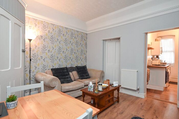 1 Bedroom Flat For Sale In Ash Court, Thorpe Green, Shoeburyness, Essex, SS3