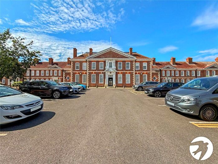 2 Bedroom Flat To Rent In Mottingham Road, London, SE9