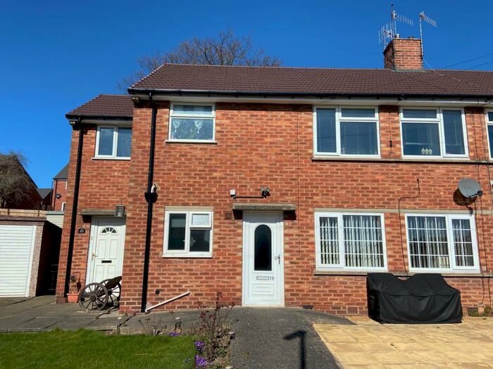 1 Bedroom Ground Flat To Rent In Kingswood Close, Newbold, S41