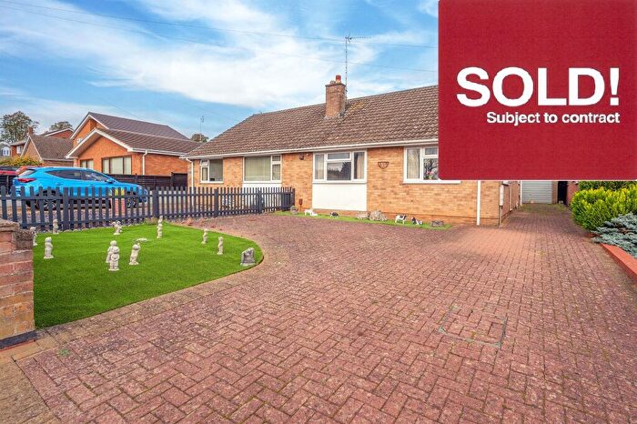 2 Bedroom Semi-Detached Bungalow For Sale In Church View Road, Desborough, Kettering, NN14