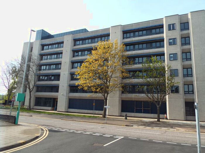 2 Bedroom Apartment To Rent In Skyline House, SG1