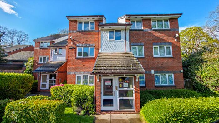 1 Bedroom Flat For Sale In Bondfield House, Matchless Drive, Shooters Hill, London, SE18