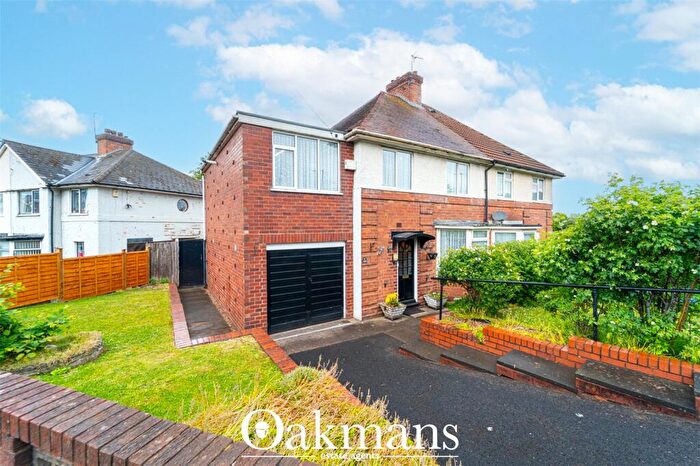 4 Bedroom Semi Detached House For Sale In Frankley Beeches Road, Birmingham, West Midlands, B31