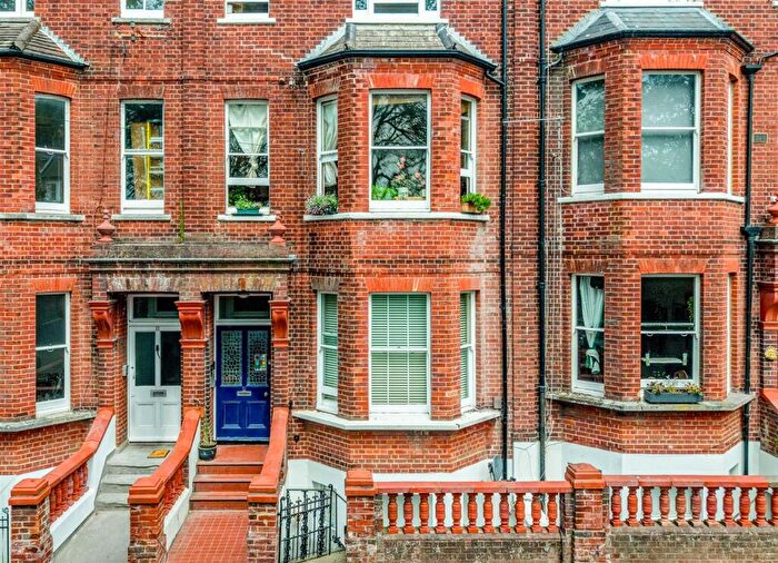 1 Bedroom Apartment For Sale In College Terrace, Brighton, BN2