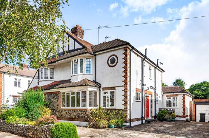 3 Bedroom Semi-Detached House To Rent In Great Bushey Drive, Totteridge, N20