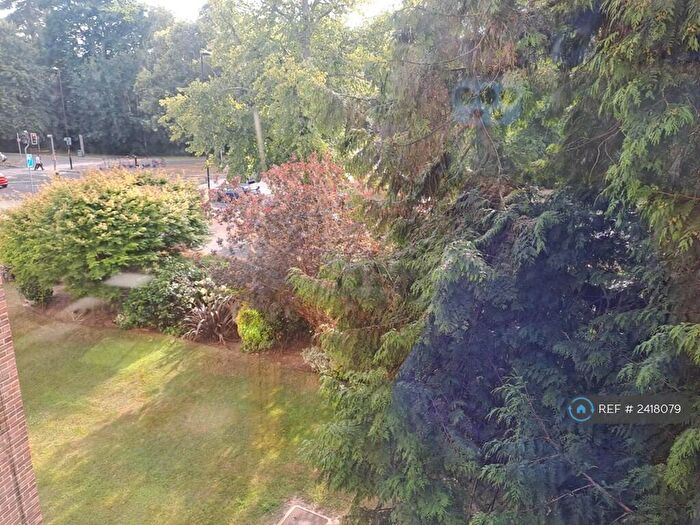 2 Bedroom Flat To Rent In Avenue Court, Southampton, SO17