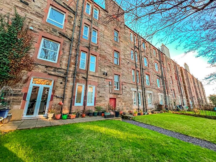 2 Bedroom Flat To Rent In Temple Park Crescent, Polwarth, Edinburgh, EH11