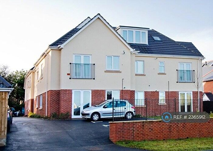 1 Bedroom Flat To Rent In Wimborne Road, Bournemouth, BH11