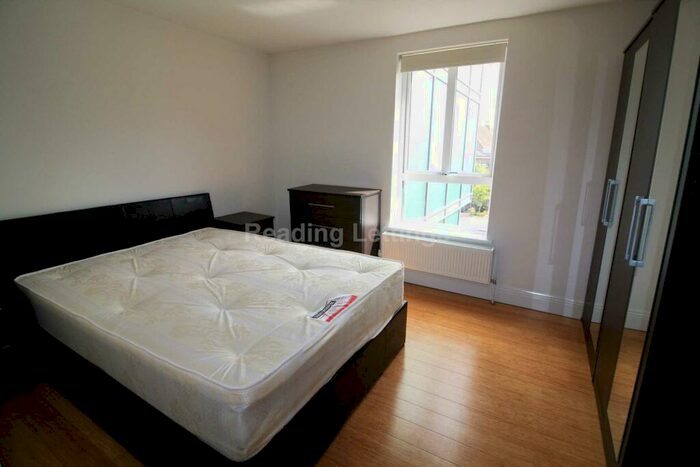 1 Bedroom Apartment To Rent In South View Avenue, Caversham, RG4