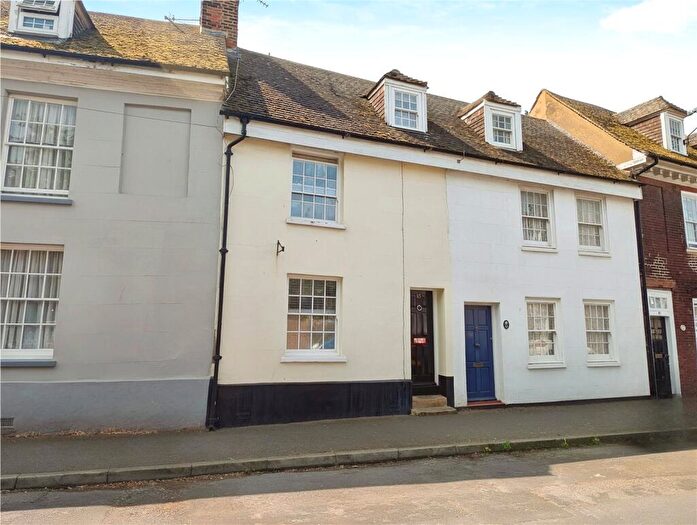 2 Bedroom Terraced House For Sale In High Street, Queenborough, Kent, ME11