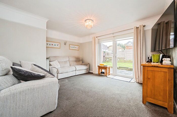 5 Bedroom Bungalow For Sale In Temple Gardens, Southampton, SO19