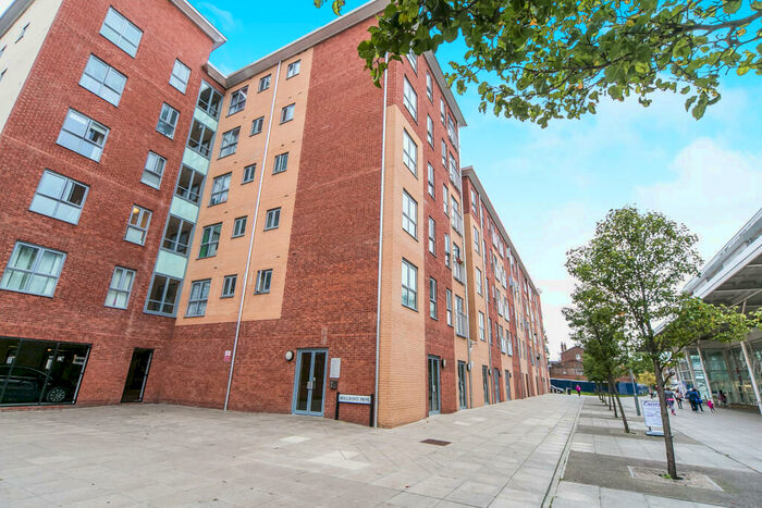 2 Bedroom Flat To Rent In Englefield House, Moulsford Mews, Reading, RG30