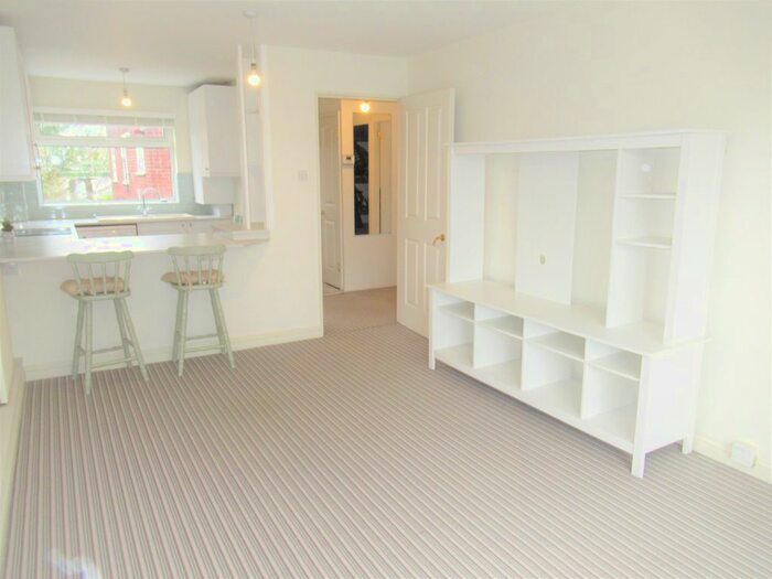 1 Bedroom Flat To Rent In Beresford Road, London E4