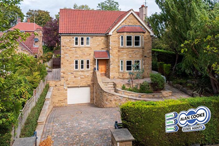 4 Bedroom Detached House To Rent In Woodacre Crescent, Bardsey, Leeds, LS17