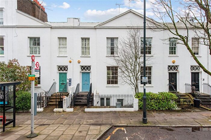 3 Bedroom Terraced House For Sale In Hemingford Road, London, N1