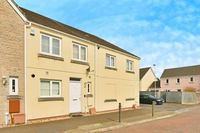 2 Bedroom Terraced House For Sale In Auctioneers Close, Plymouth, PL7
