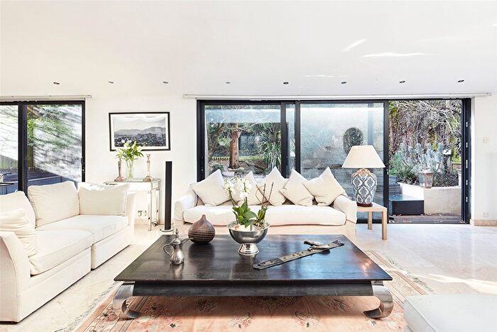 5 Bedroom Detached House To Rent In Sutherland Grove, Putney, London, SW18