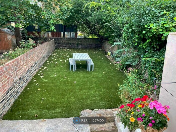 2 Bedroom Flat To Rent In Coldharbour Lane, London, SE5