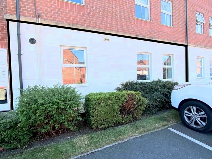 2 Bedroom Flat To Rent In Oak Crescent, Ashby-De-La-Zouch, LE65